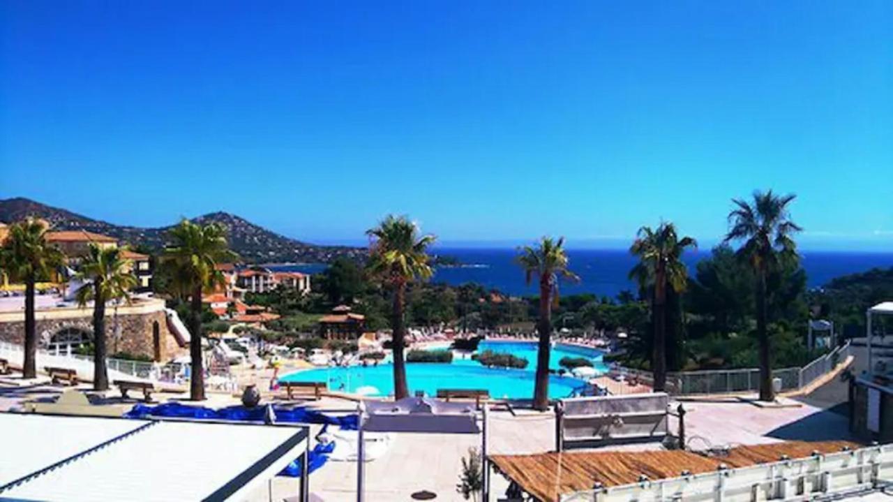 L'Ecrin Du Cap Esterel Saint-Raphaël Exteriör bild